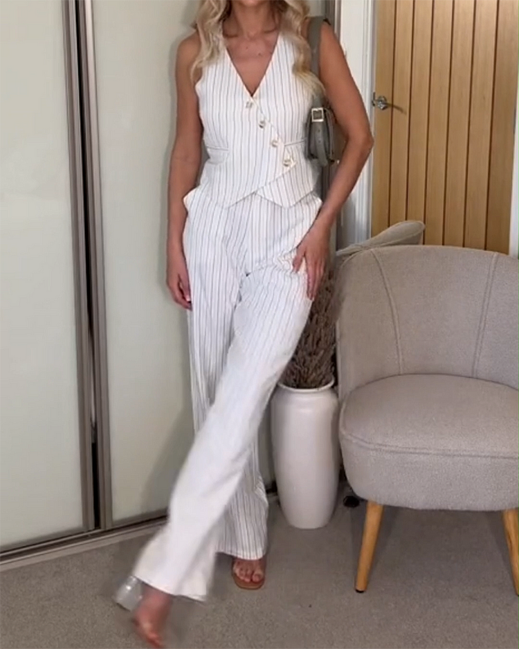 Priscilla | Elegant gestreept V-hals pak