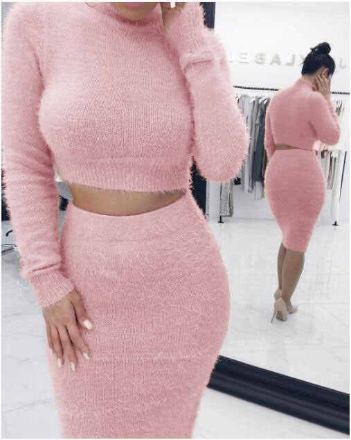 Marion | Chic fuzzy trui en rok tweedelig pak