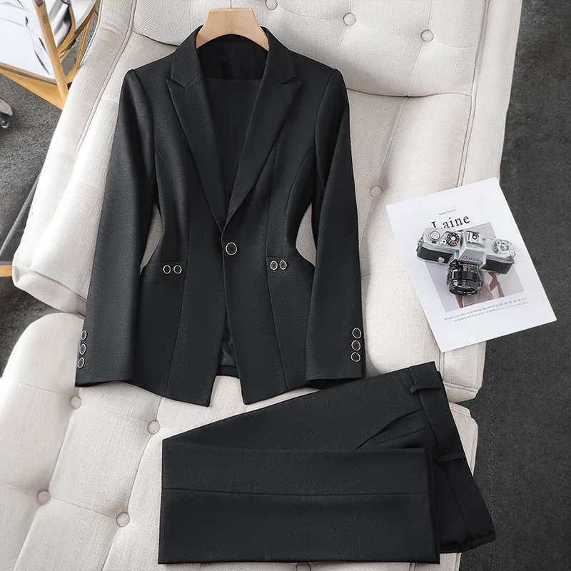 Zulima | Getailleerde slim-fit formele blazer en pantalonset