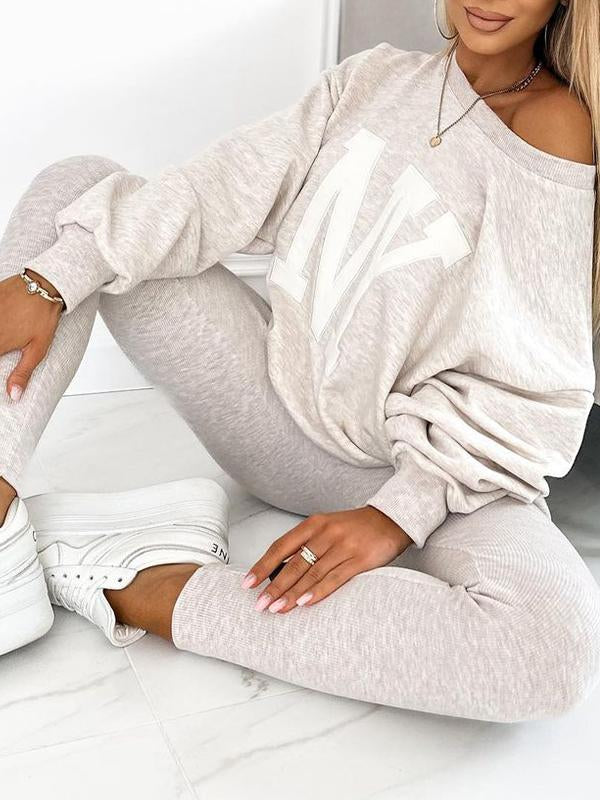 Yunia | Relaxed sweatshirt met grote letterprint en legging set