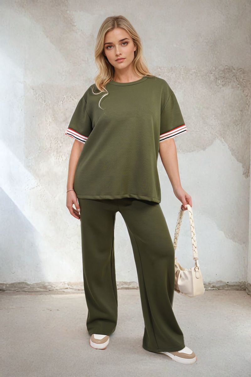 Aleida | Stijlvolle Contraststreep Top en Broeken Set