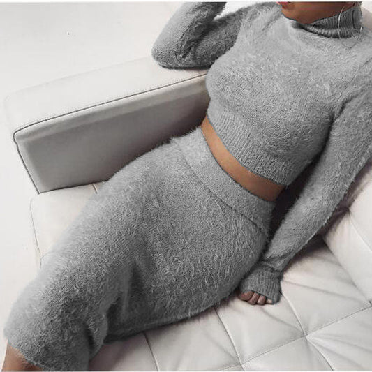 Marion | Chic fuzzy trui en rok tweedelig pak