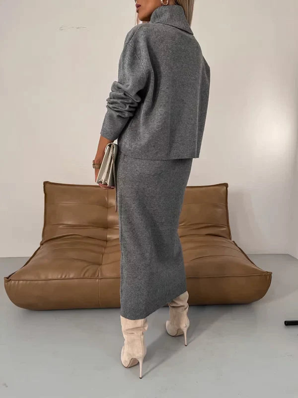 MIDI-JURK EN BLOUSE MET HOGE HALS