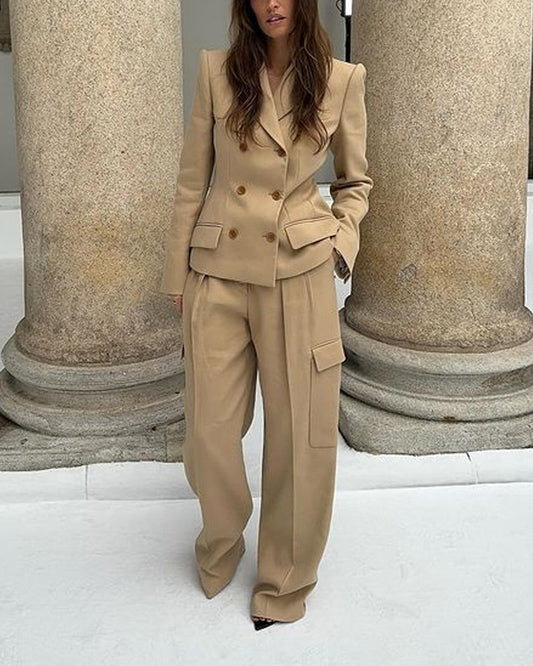 Haisley | Modieus Khaki pak met dubbele rij knopen Jas & Broek Set