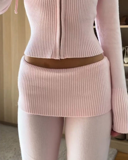 Noelle | Charmant Roze Vest, Trui & Broek Driedelige Set
