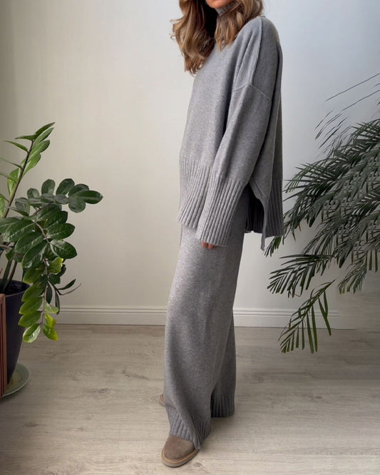Magnolia | Klassieke losse coltrui & broek tweedelige set