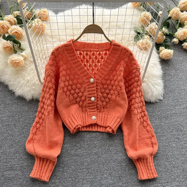 Lotte | Vest met parelknopen