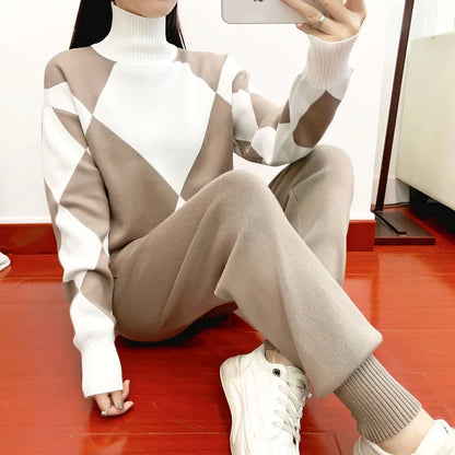 Yaksha | Geometrische zacht gebreide coltrui en broek - Gezellige Herfst/Winter Outfit
