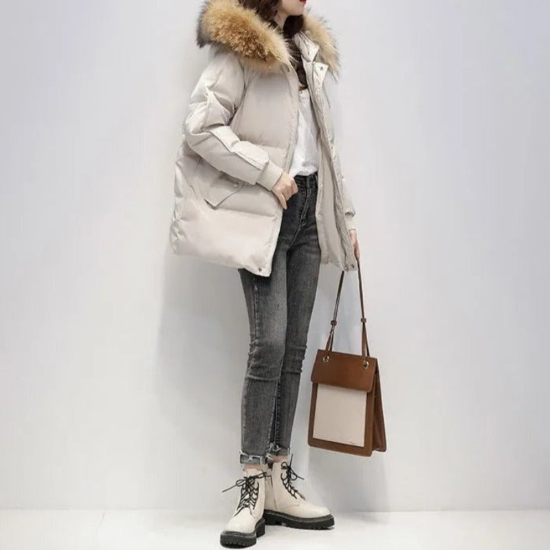 Lena Winterjas met Bontkap