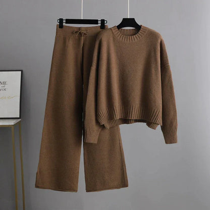 Serina | Klassiek gebreid duo: trui & broek met wijde pijpen