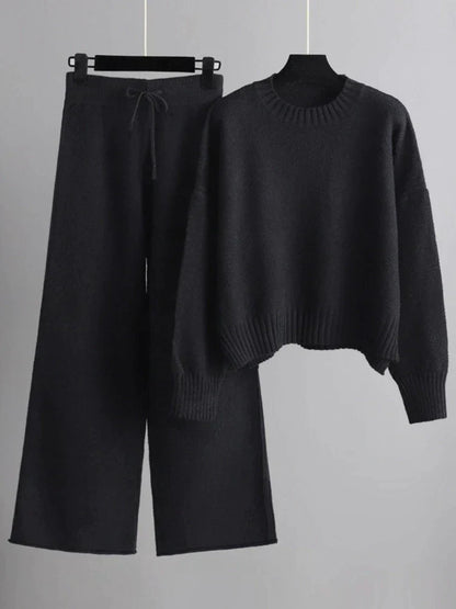 Serina | Klassiek gebreid duo: trui & broek met wijde pijpen