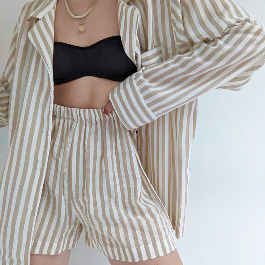 Belara | Chic Gestreept shirt en korte broek set