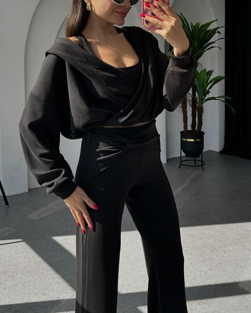 Pallas | Modieuze overslag capuchon Top & Broek Set