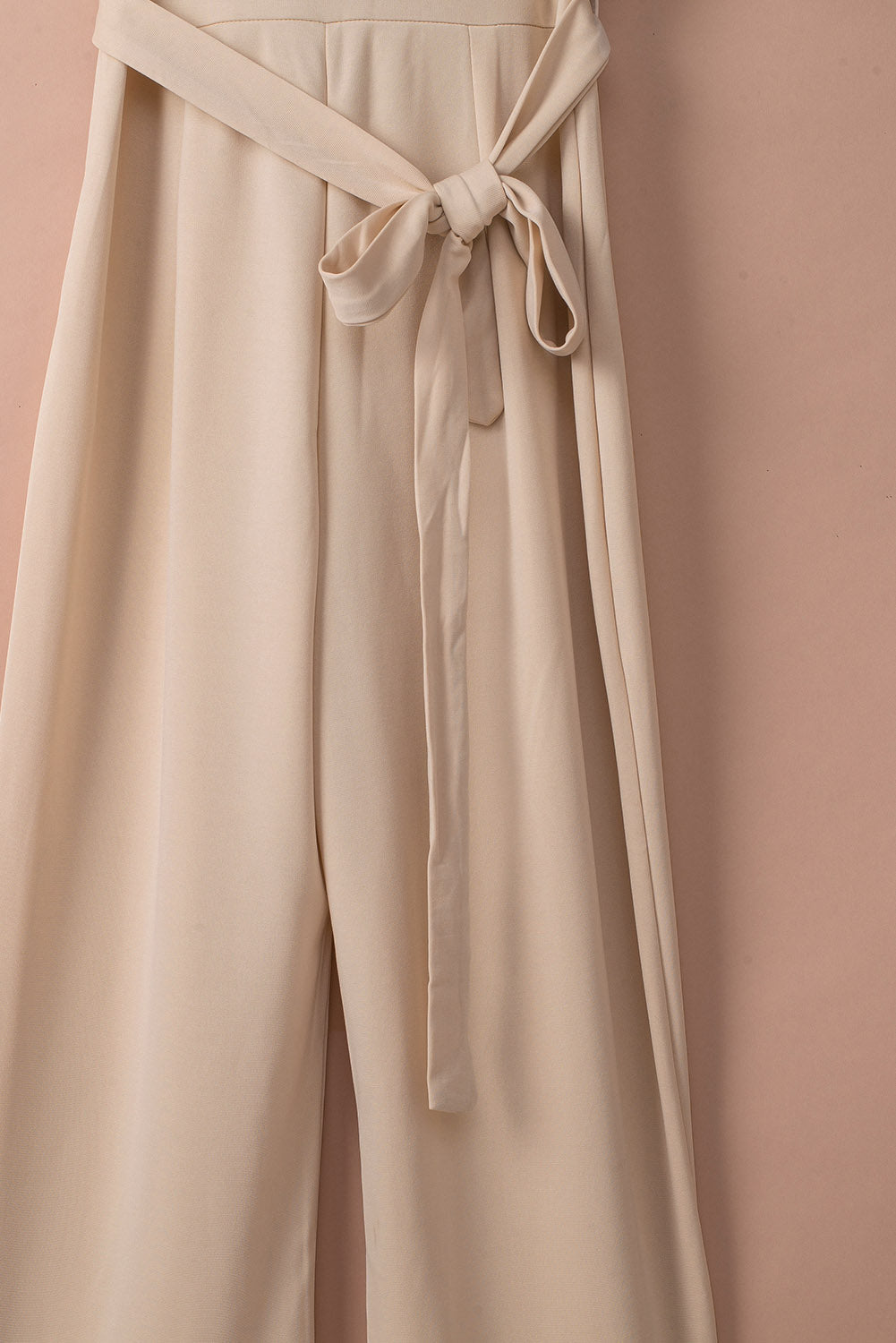 Sienna | Elegante abrikozen jumpsuit - Verfijnd en Tijdloos