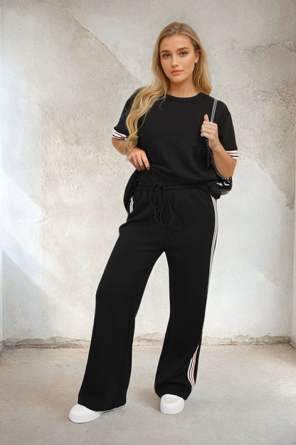 Aleida | Stijlvolle Contraststreep Top en Broeken Set