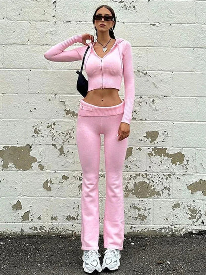 Aruna  | Knus gebreide cropped trui en broek bijpassende set