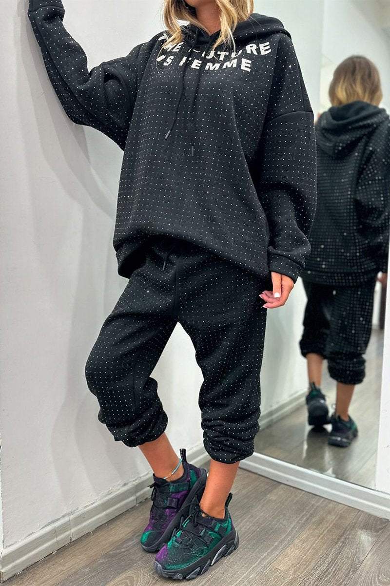 Nicolasa | Sportieve chique hoodie strass en broek set